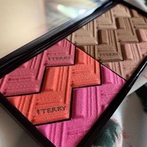 By Terry Sun Designer Palette